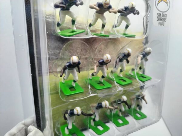 Tudor Games NFL MIAMI DOLPHINS Electric Football Game 11 Player 9-12-W - 图片 2